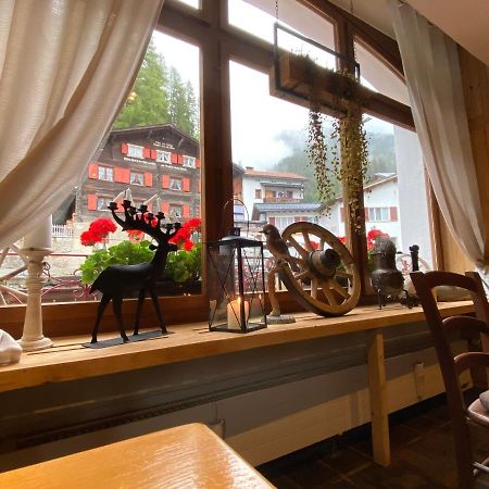 Gasthaus Edelweiss Langwies Εξωτερικό φωτογραφία